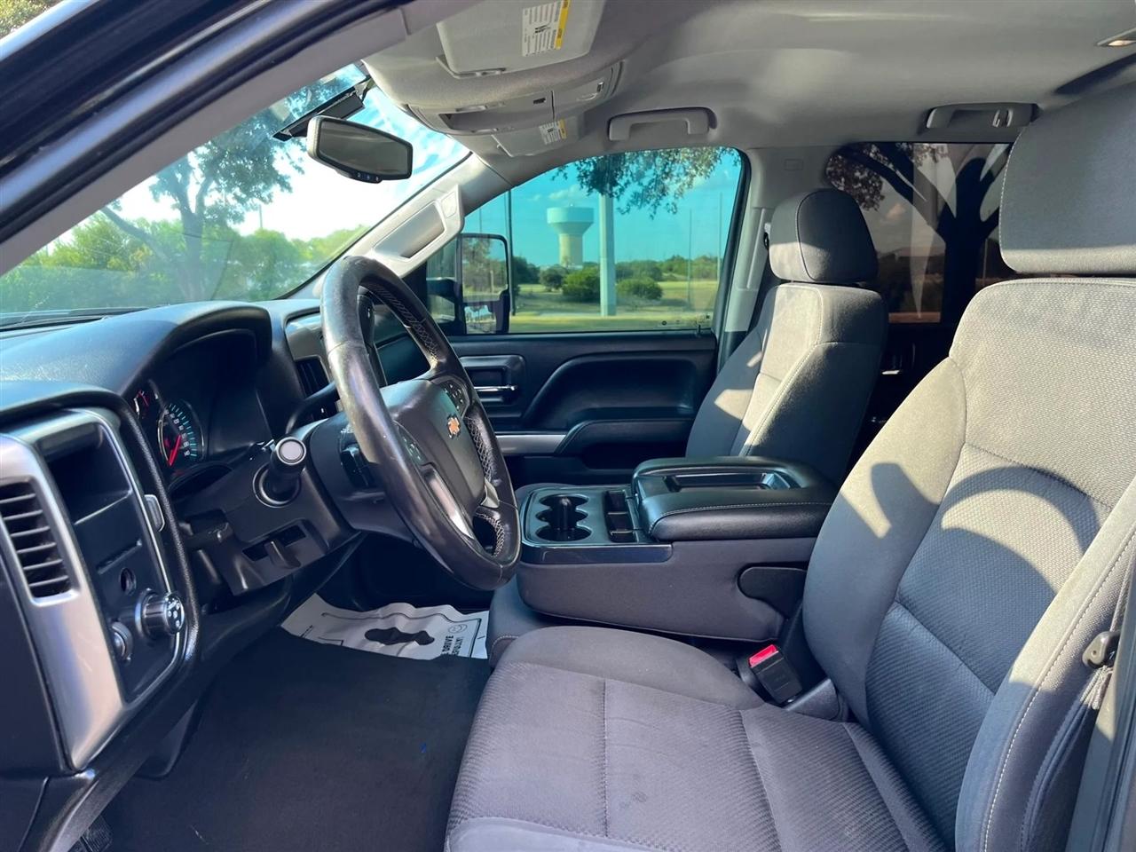 Chevrolet Silverado 1500  2018
