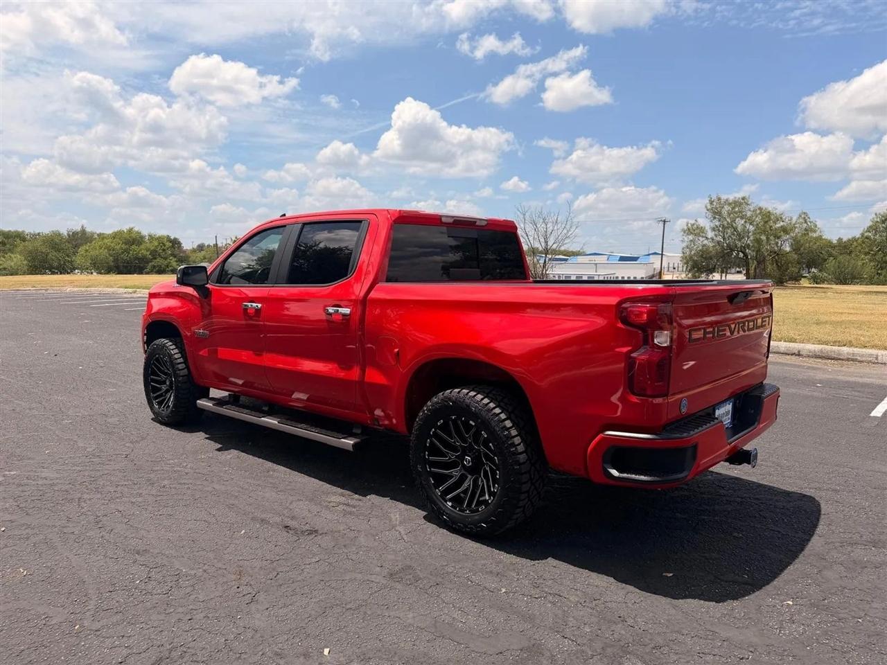 Chevrolet Silverado 1500  2021
