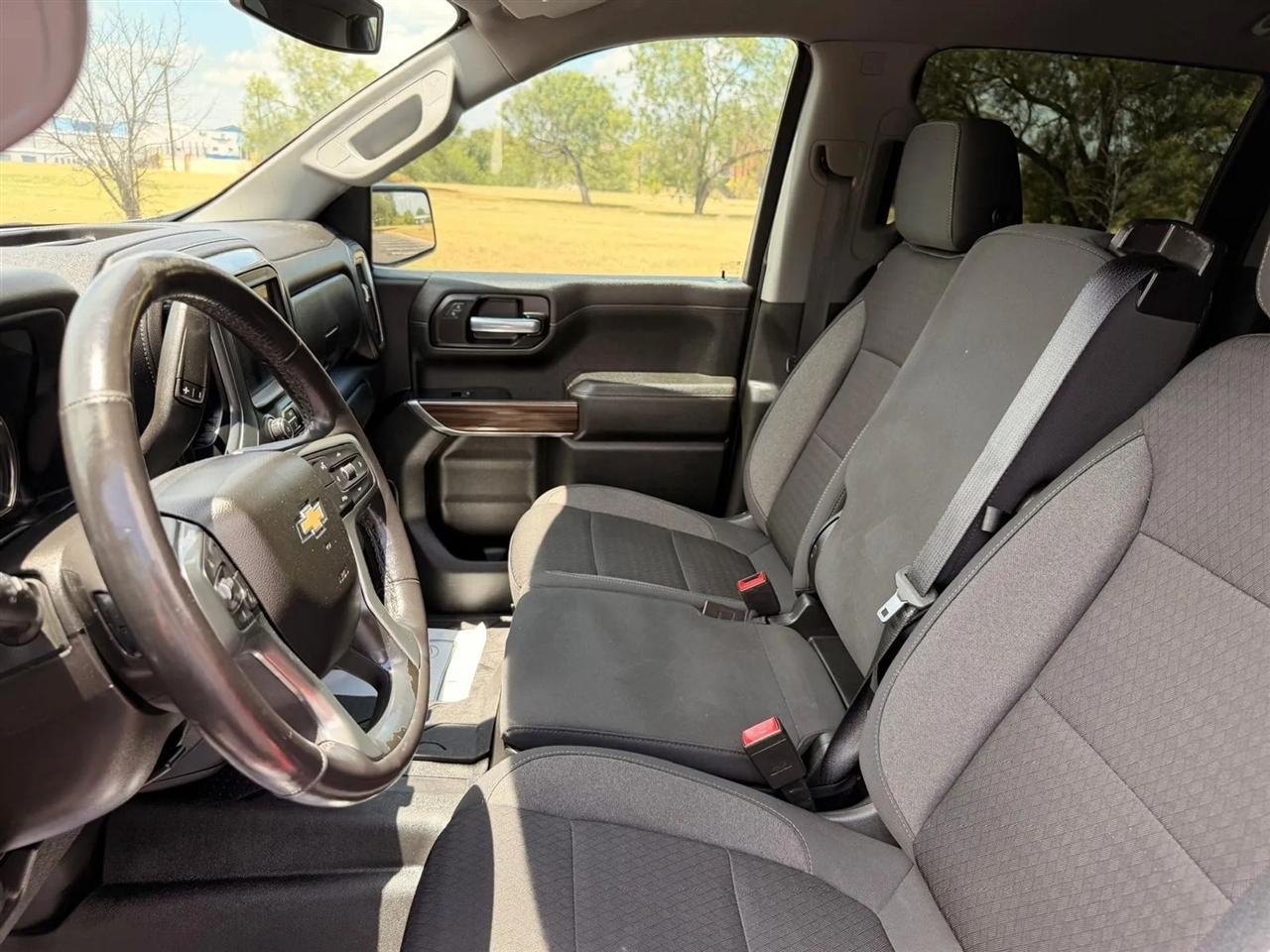 Chevrolet Silverado 1500  2021