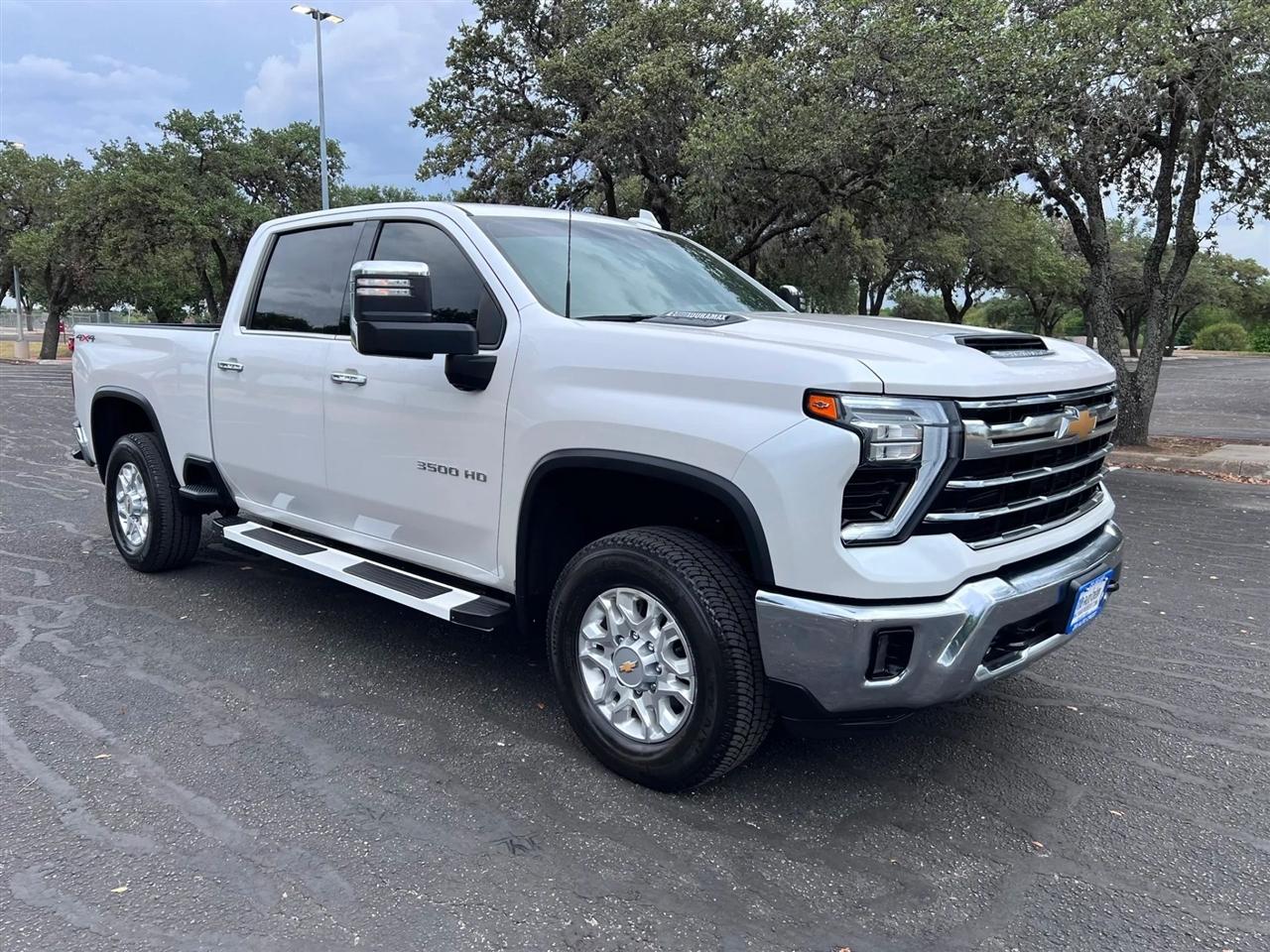 Chevrolet Silverado 3500HD  2024