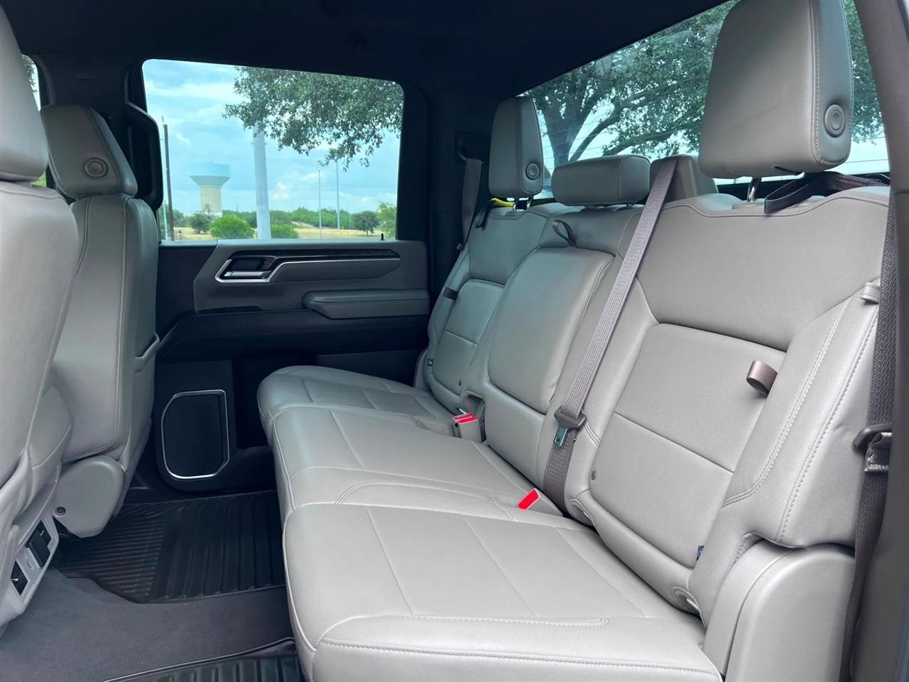 Chevrolet Silverado 3500HD  2024