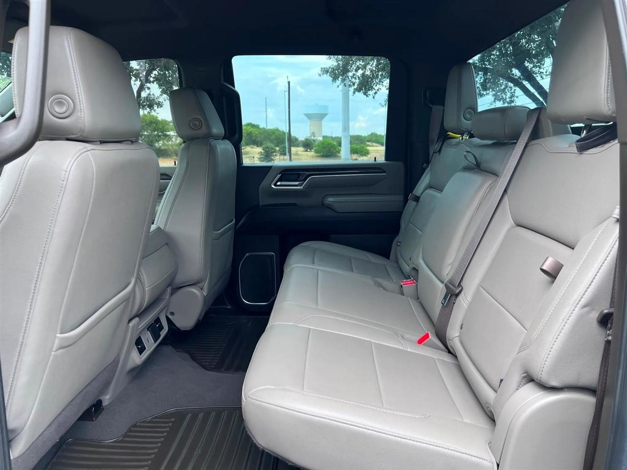 Chevrolet Silverado 3500HD  2024