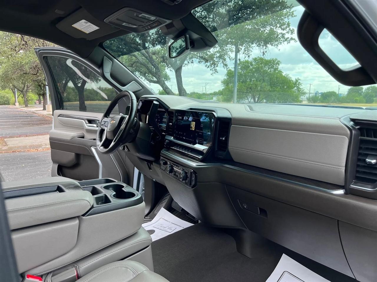 Chevrolet Silverado 3500HD  2024