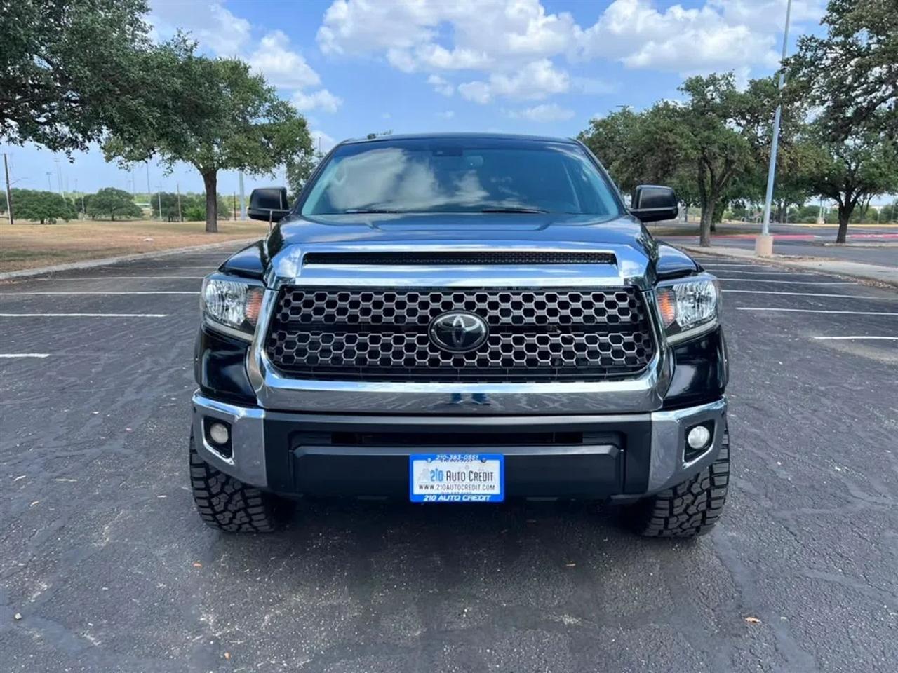 Toyota Tundra  2019