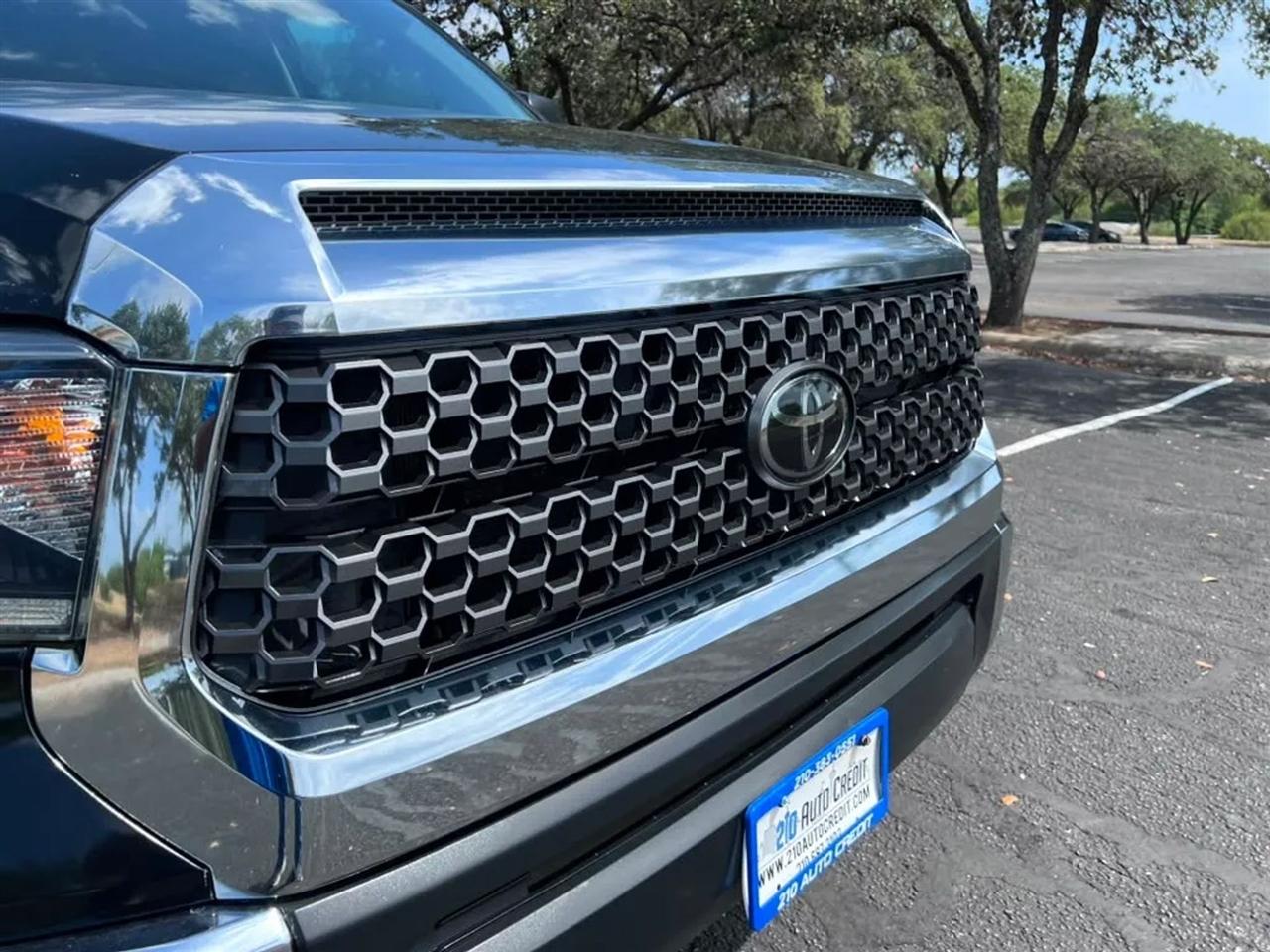 Toyota Tundra  2019