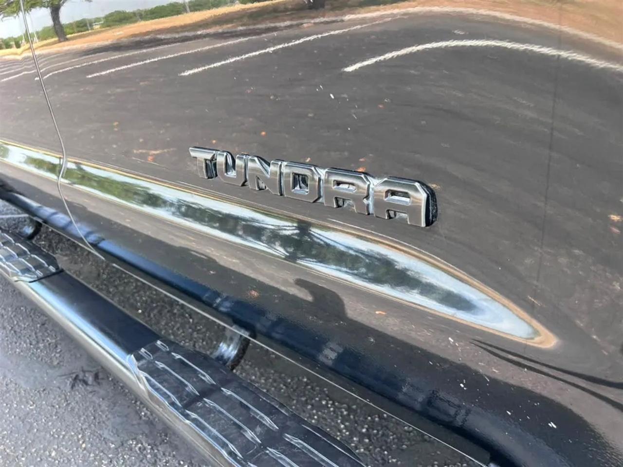 Toyota Tundra  2019