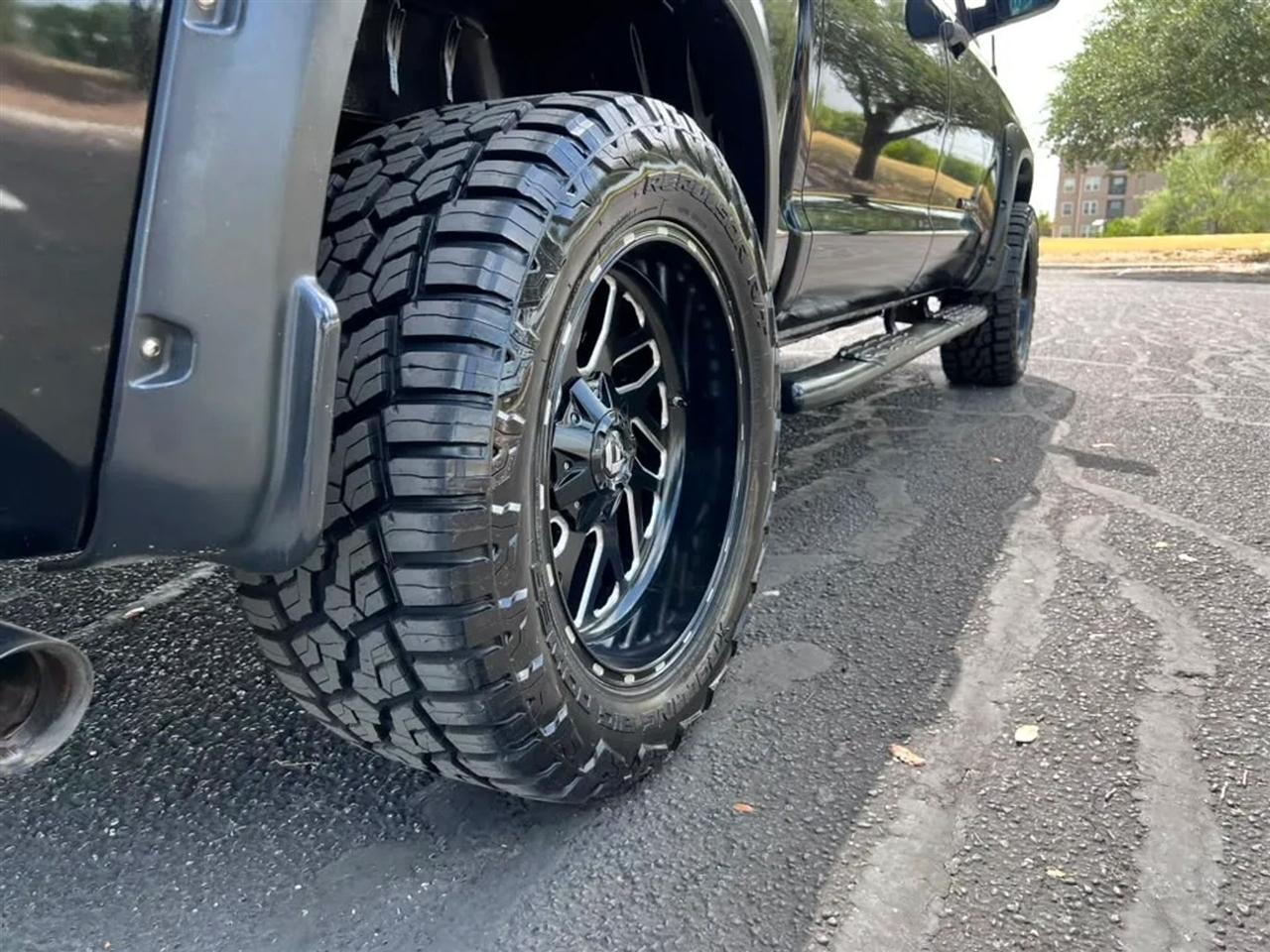 Toyota Tundra  2019