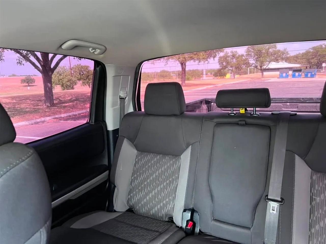 Toyota Tundra  2019