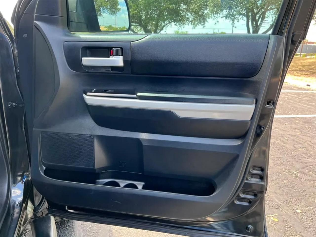 Toyota Tundra  2019