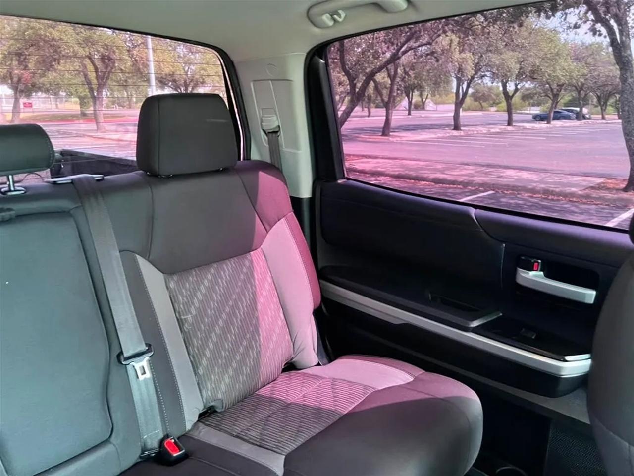 Toyota Tundra  2019