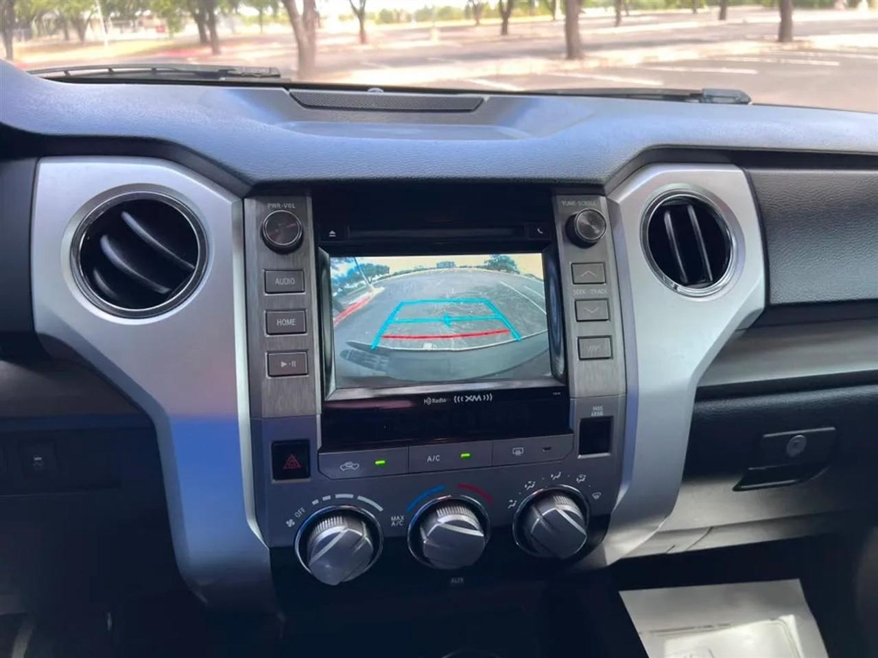 Toyota Tundra  2019