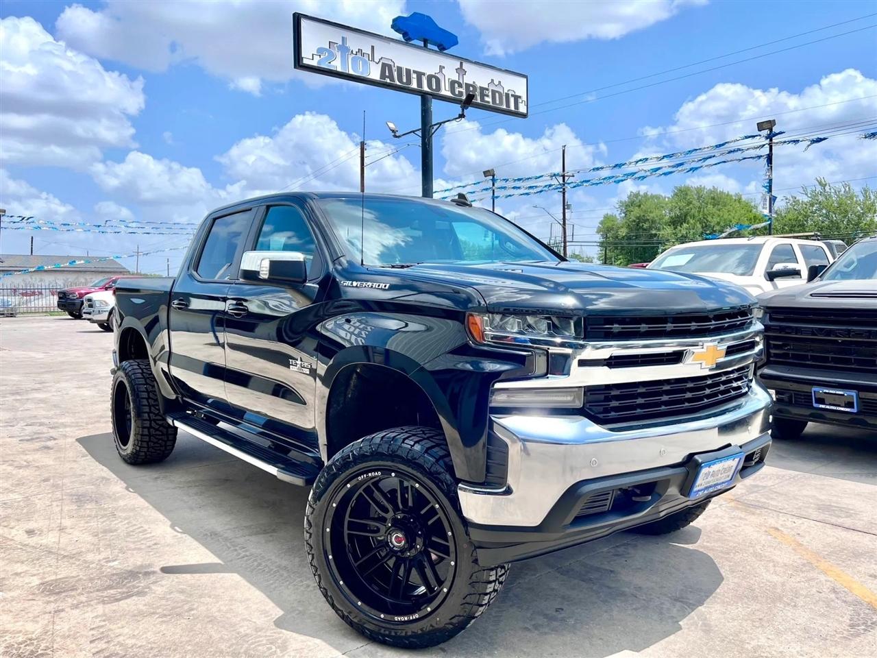 2019 Chevrolet Silverado 1500 LT Pickup 4D 5 3/4 ft
