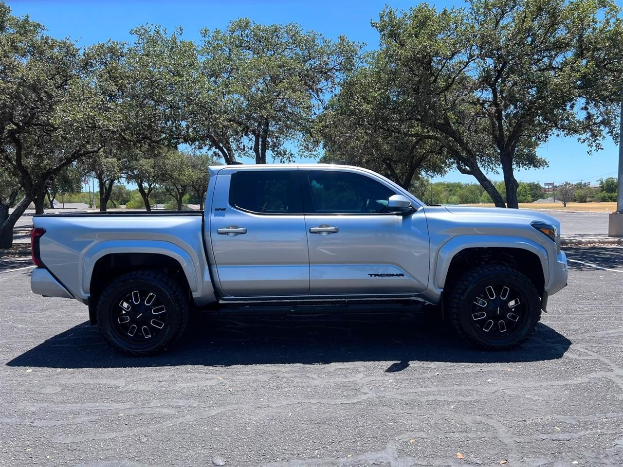 Toyota Tacoma  2024