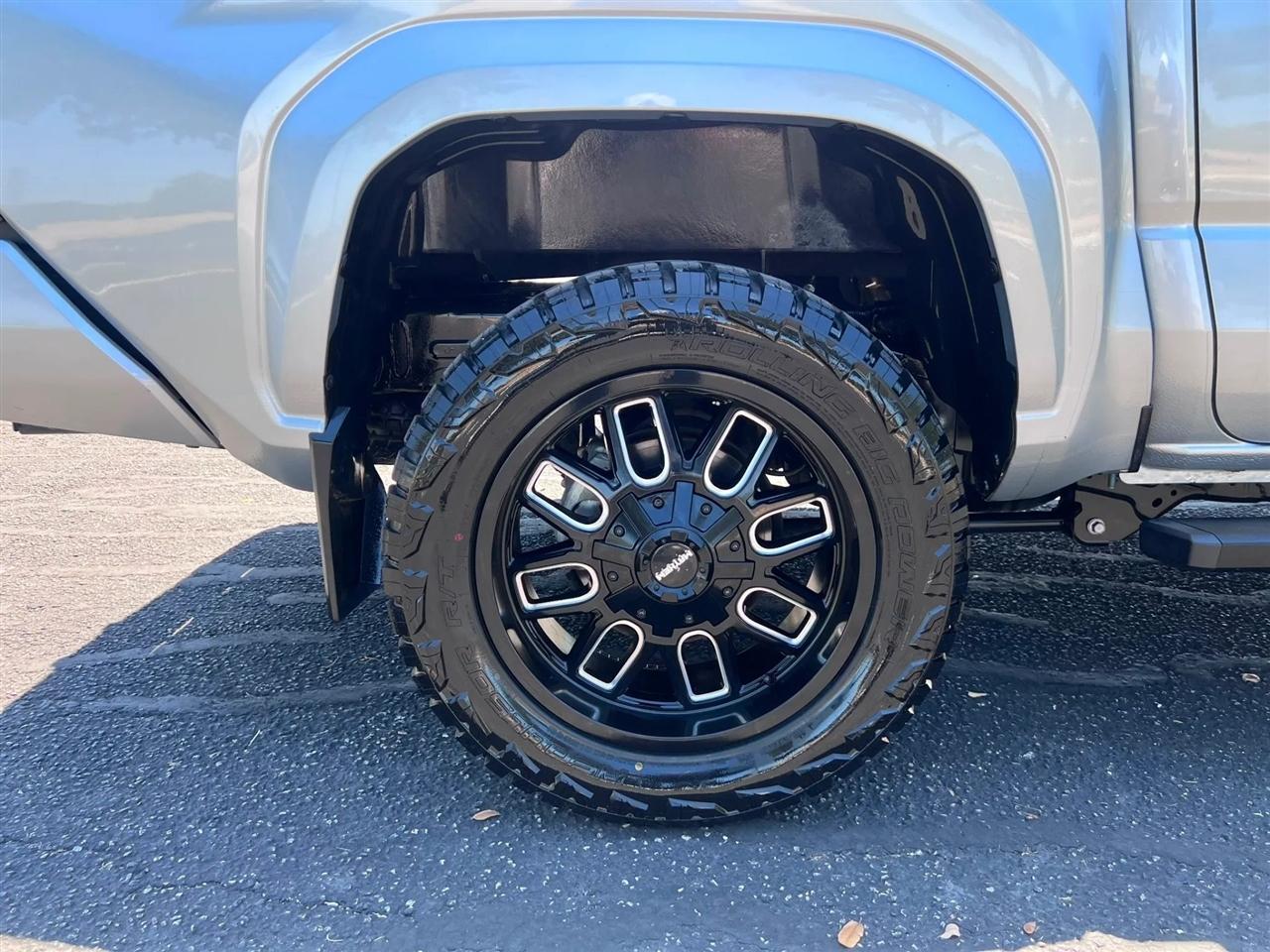 Toyota Tacoma  2024