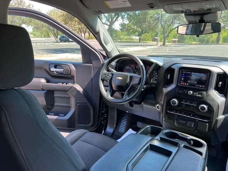 Chevrolet Silverado 1500  2023