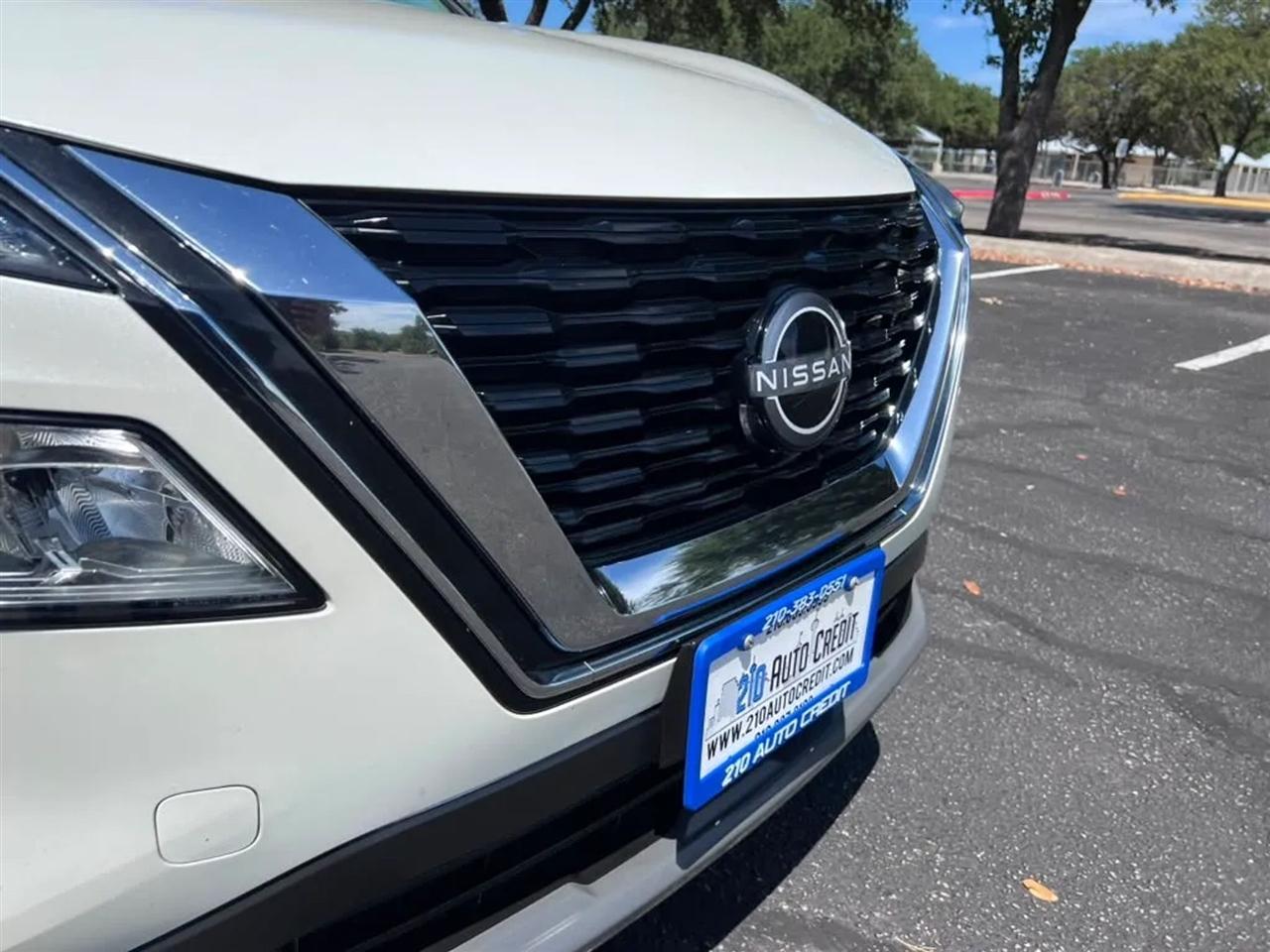 Nissan Rogue  2023