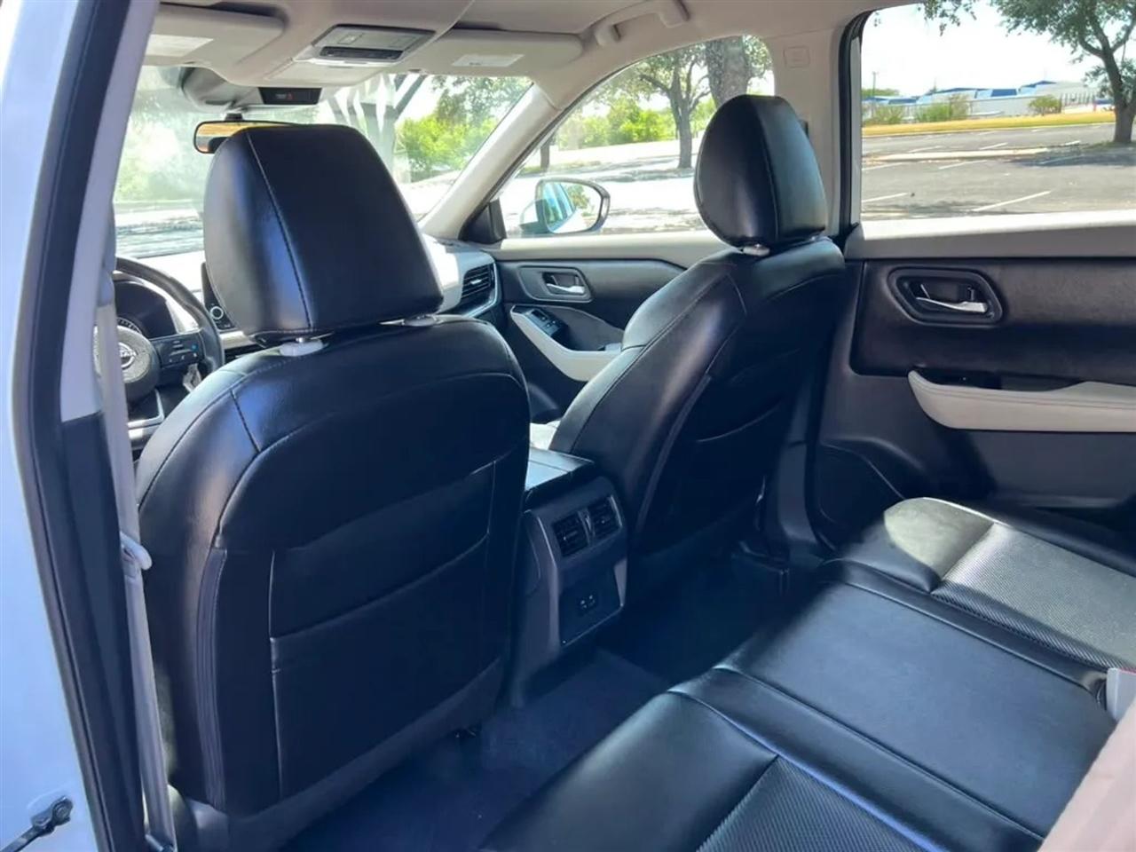 Nissan Rogue  2023