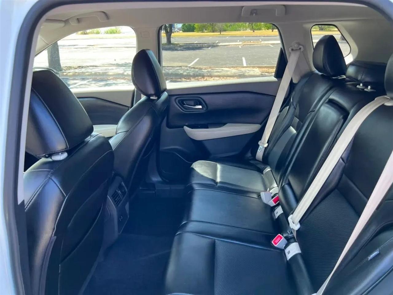 Nissan Rogue  2023