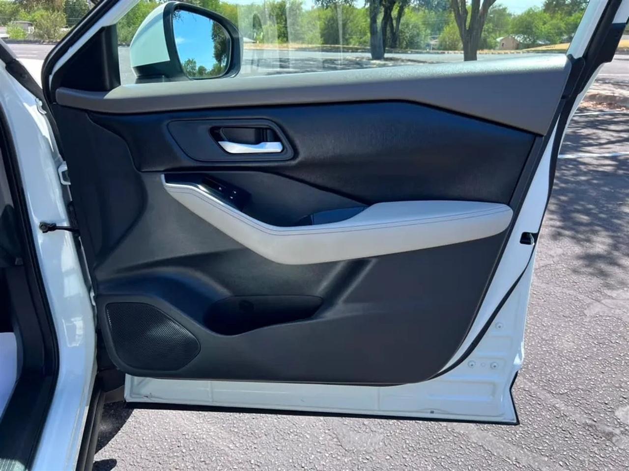 Nissan Rogue  2023