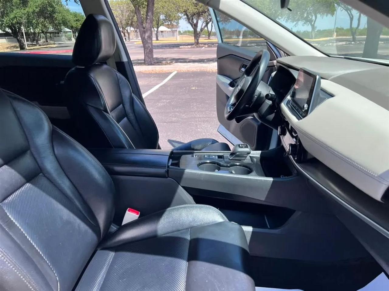 Nissan Rogue  2023