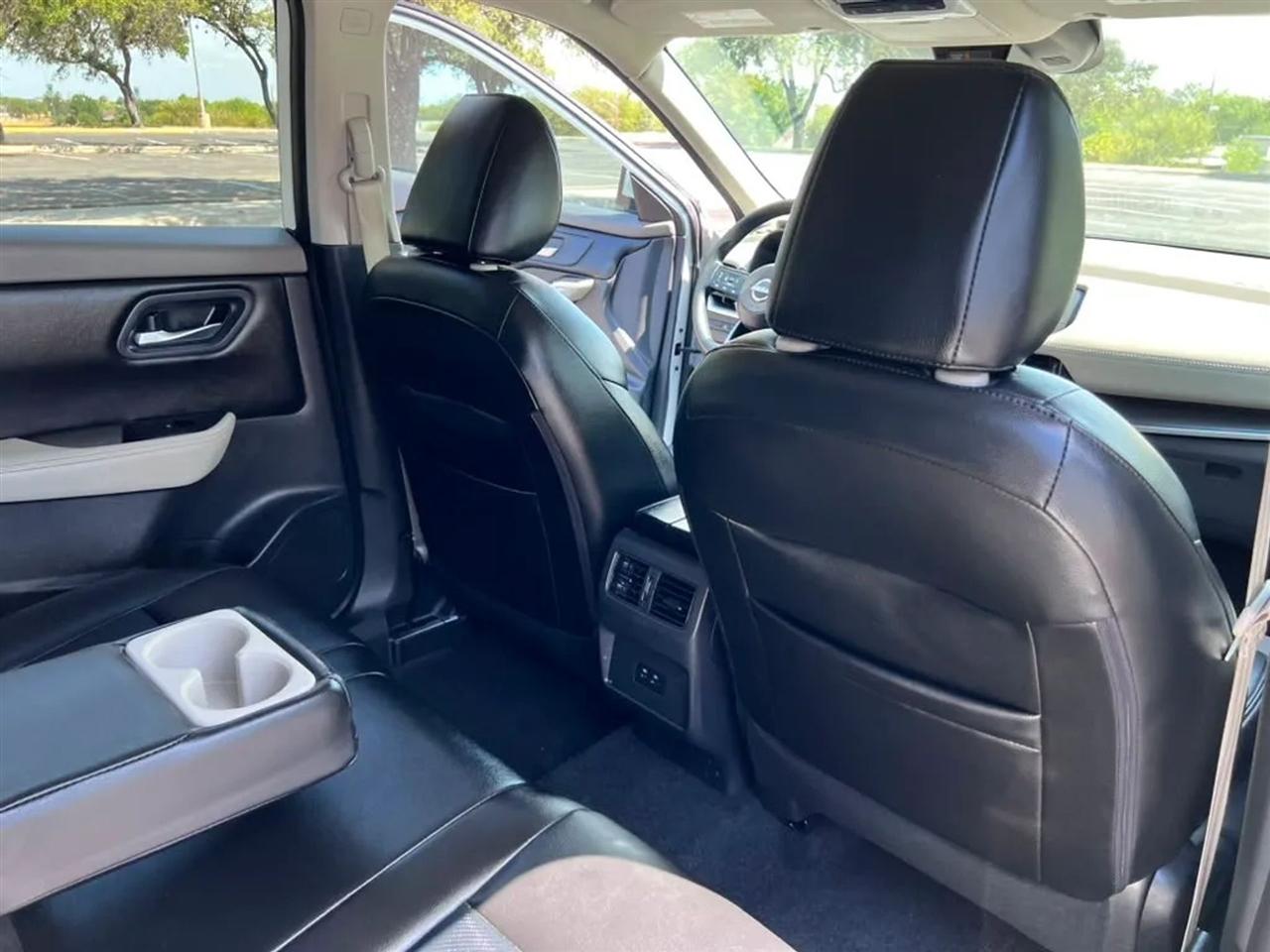 Nissan Rogue  2023