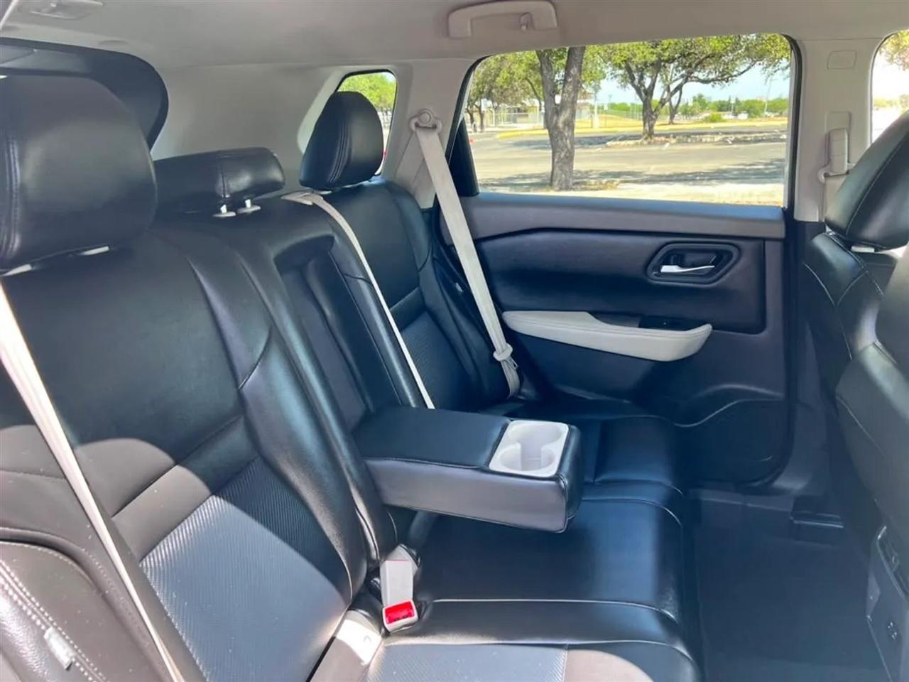 Nissan Rogue  2023