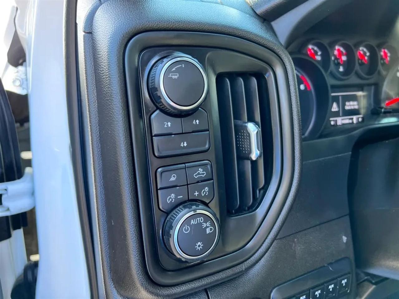 Chevrolet Silverado 2500HD  2024