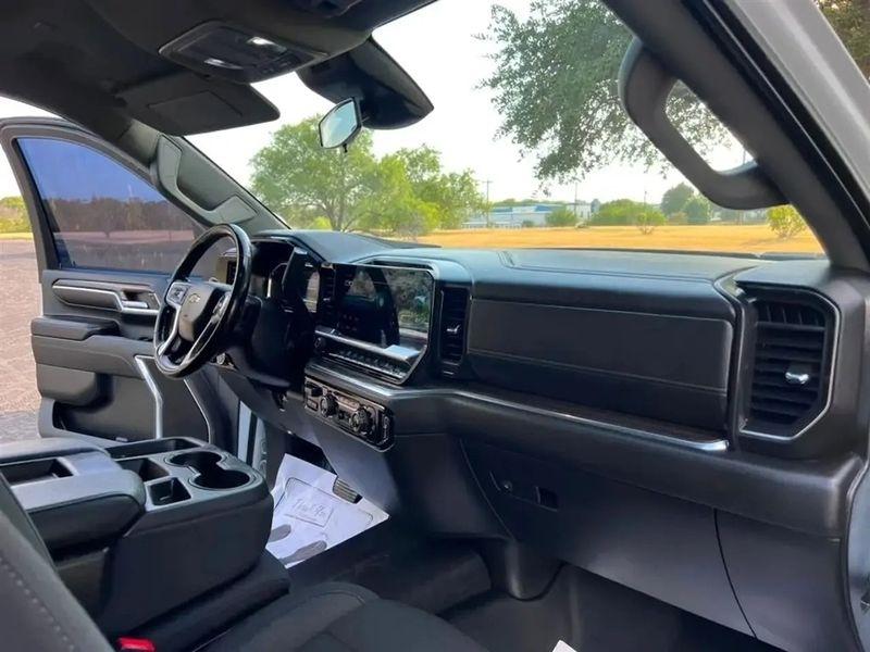 Chevrolet Silverado 2500HD  2024