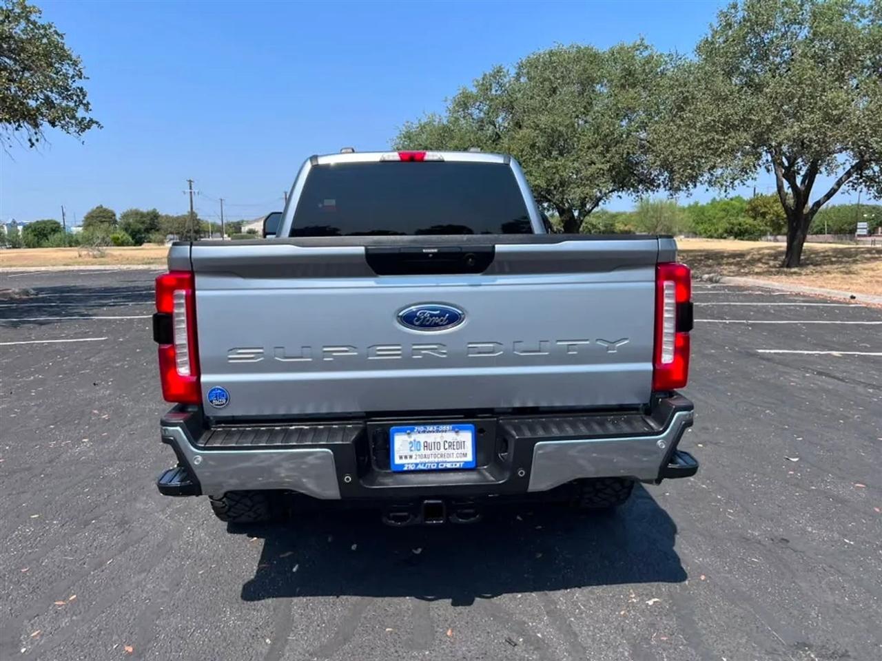 Ford F-250 SD  2023