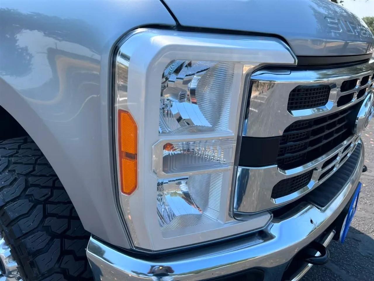 Ford F-250 SD  2023