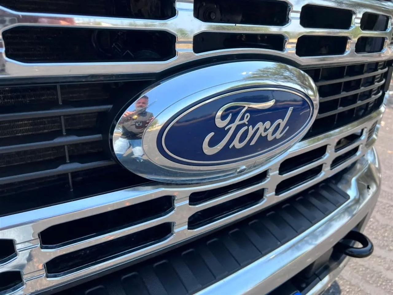 Ford F-250 SD  2023