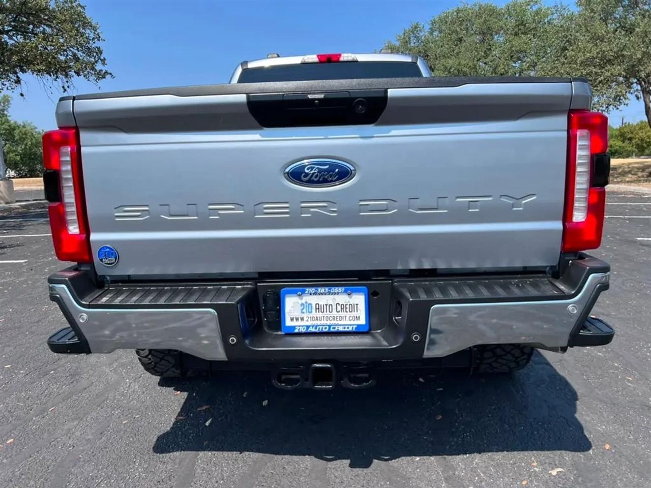 Ford F-250 SD  2023