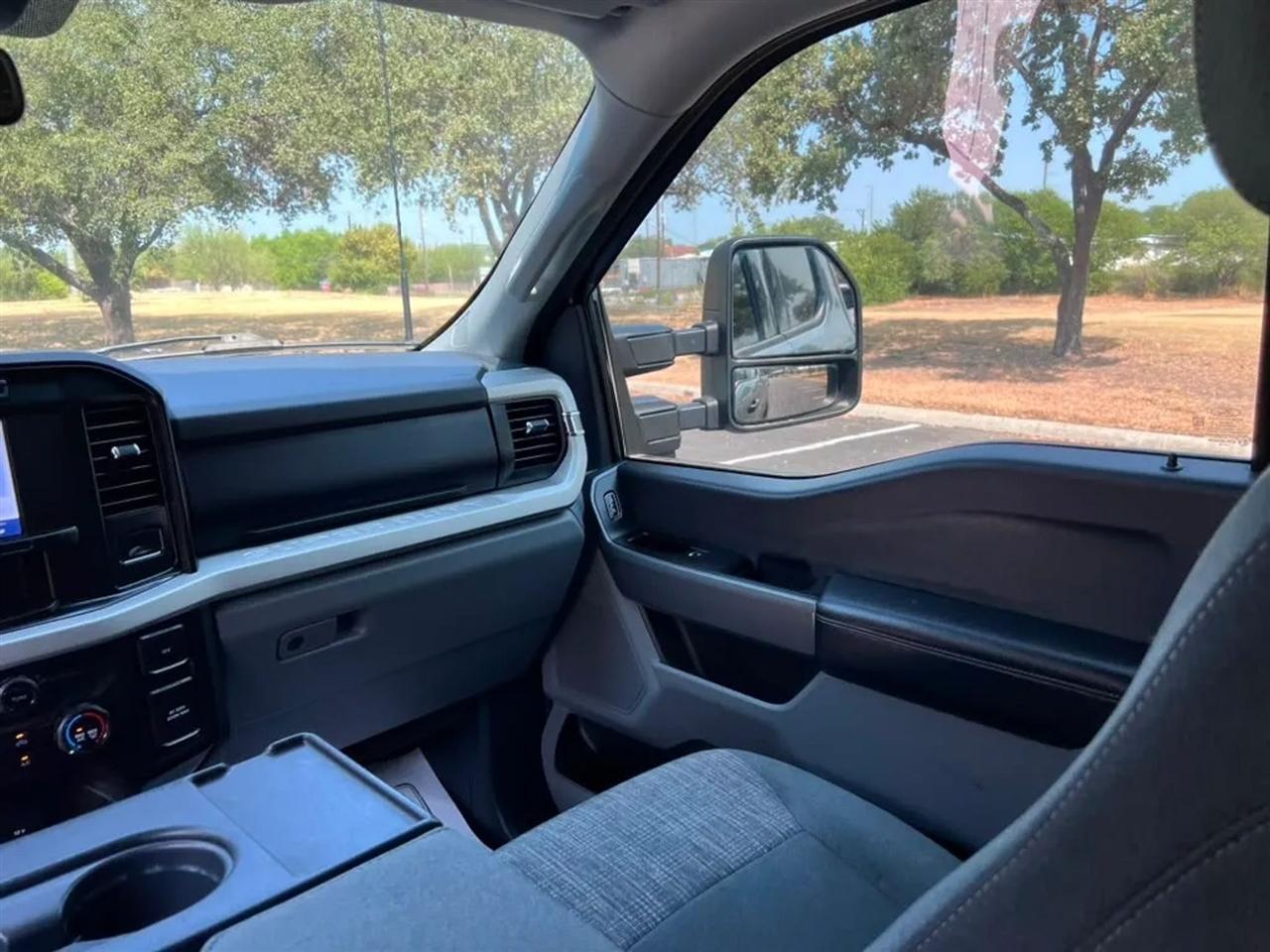 Ford F-250 SD  2023