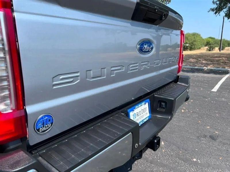 Ford F-250 SD  2023