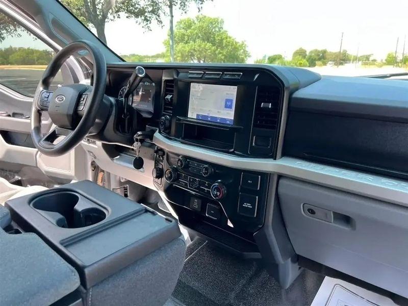 Ford F-250 SD  2023