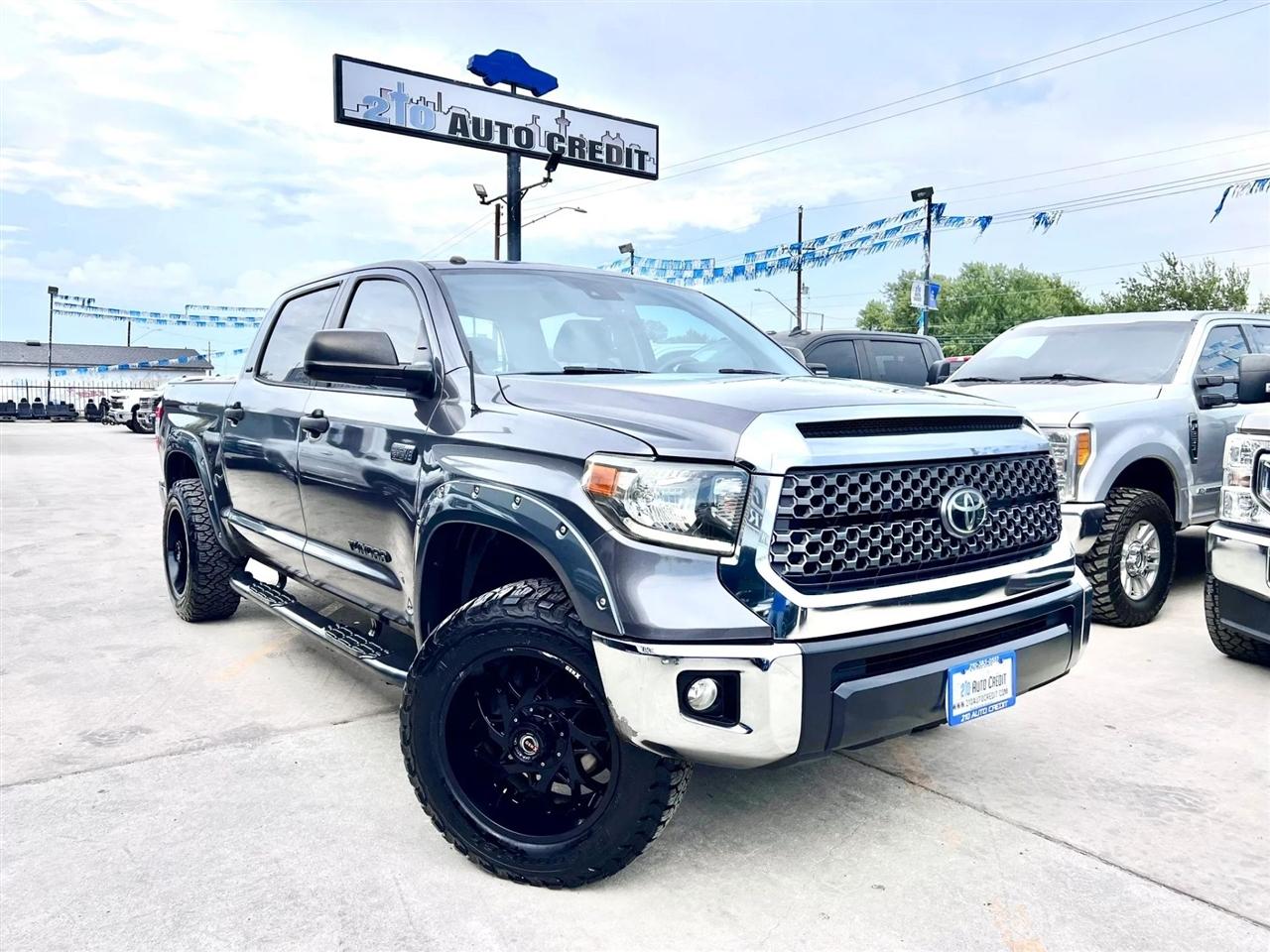 Toyota Tundra  2018