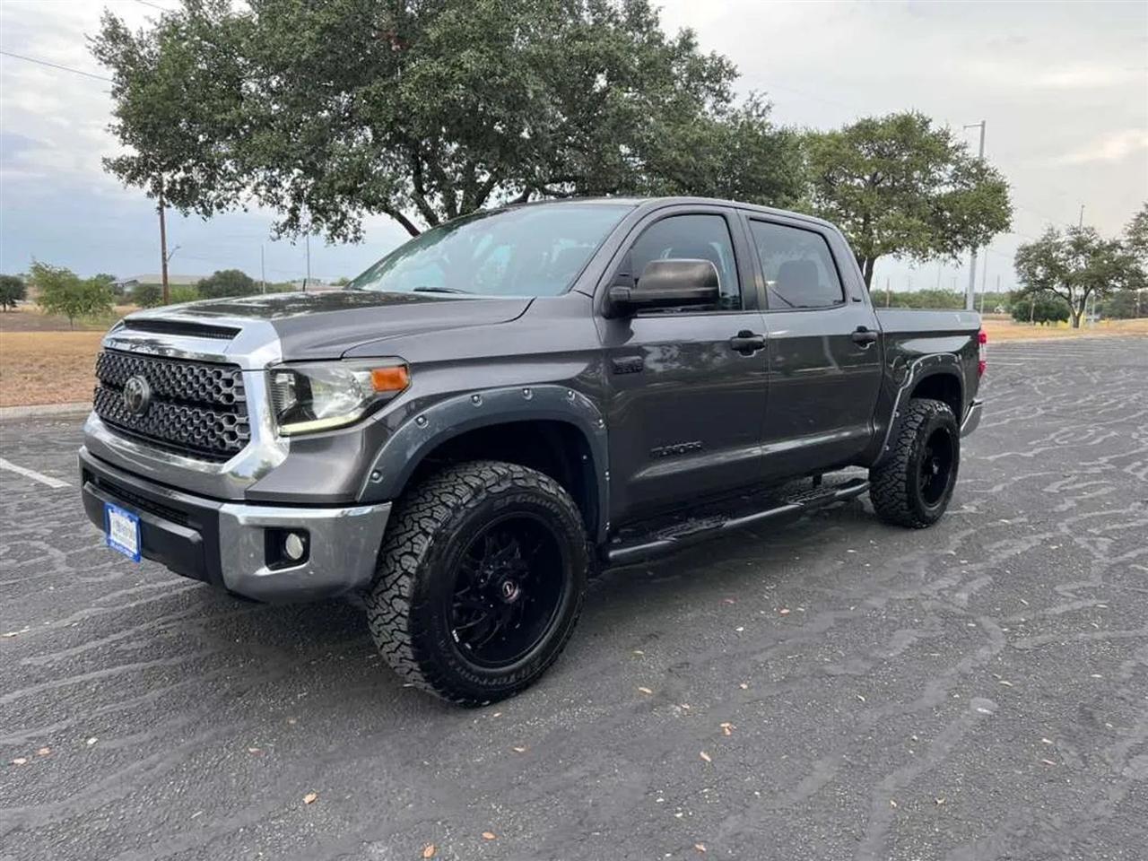 Toyota Tundra  2018