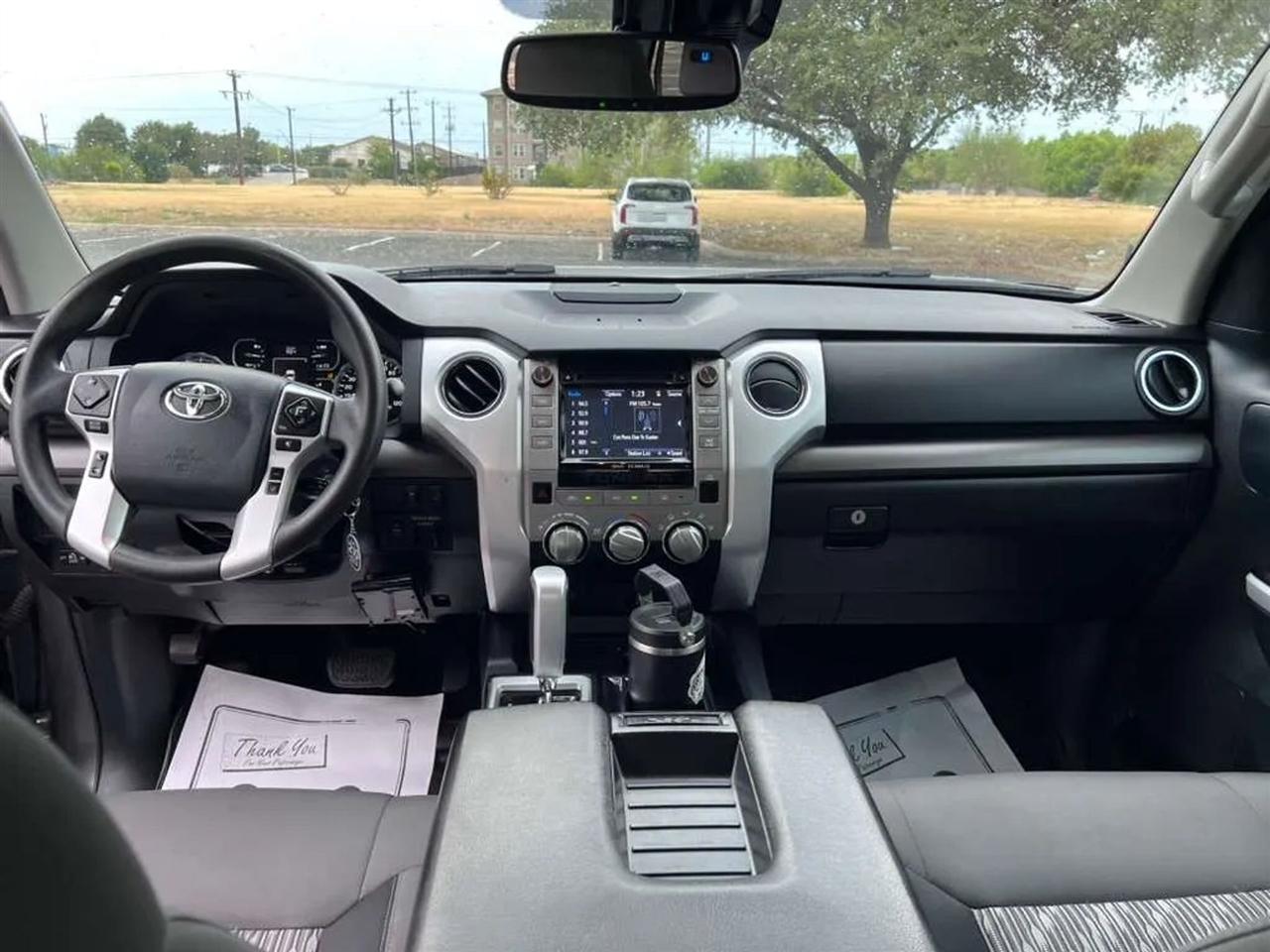 Toyota Tundra  2018