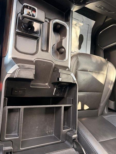 GMC Sierra 1500 SLT Crew Cab 4WD 2023
