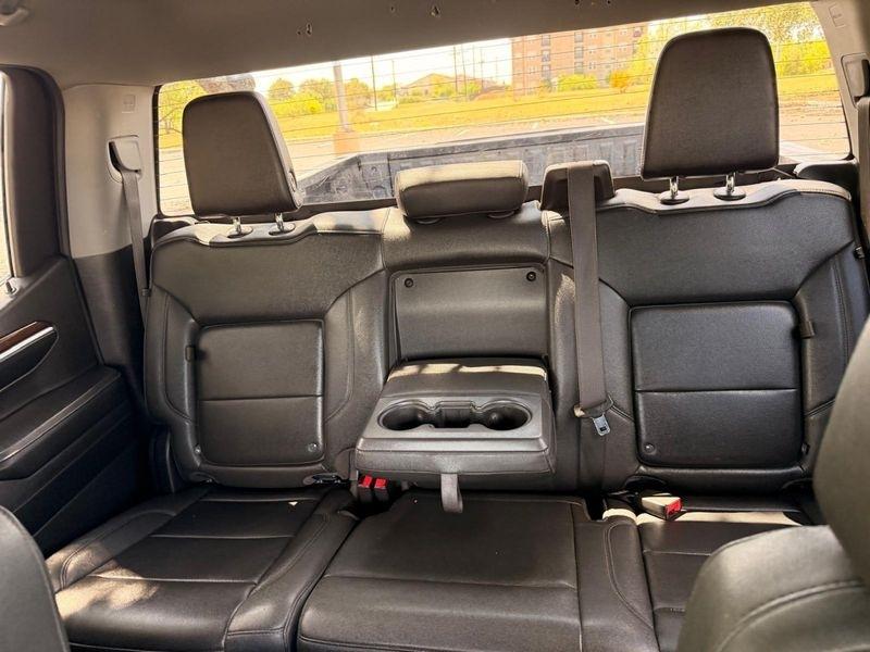 GMC Sierra 1500 SLT Crew Cab 4WD 2023