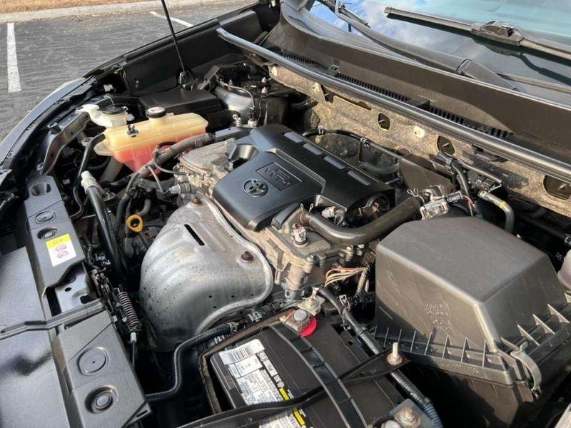 Toyota RAV4 XLE FWD 2018