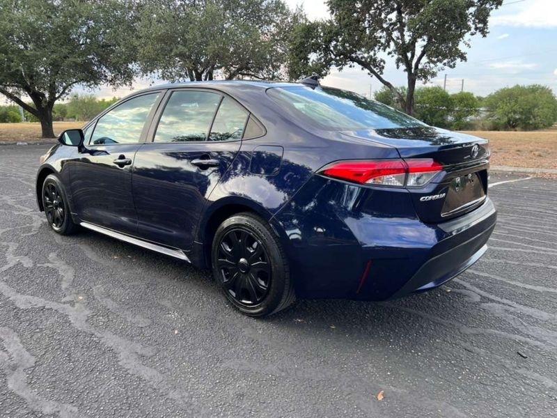 Toyota Corolla LE 2022