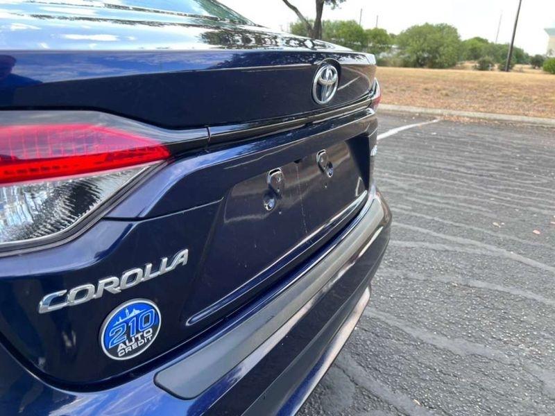 Toyota Corolla LE 2022