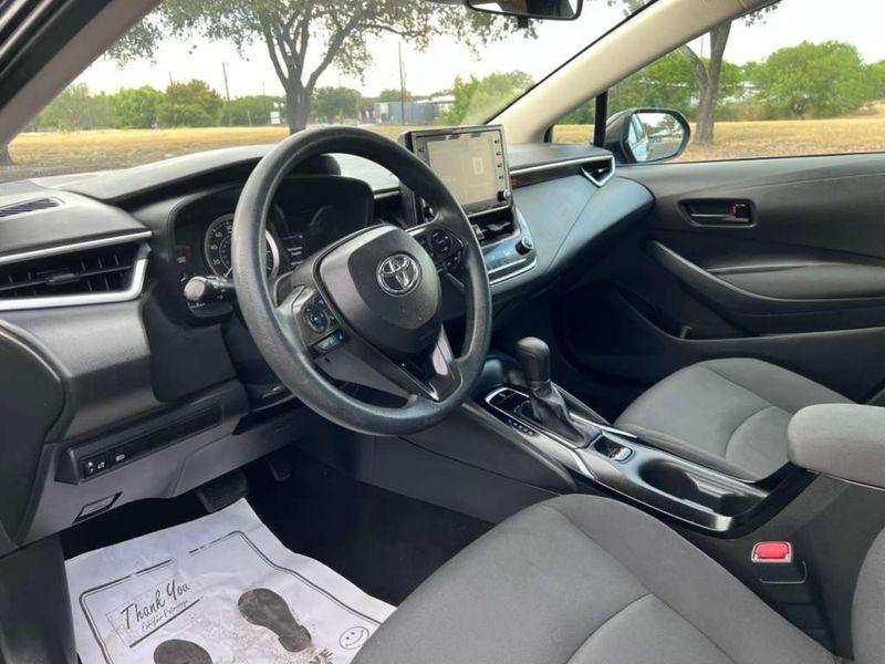 Toyota Corolla LE 2022