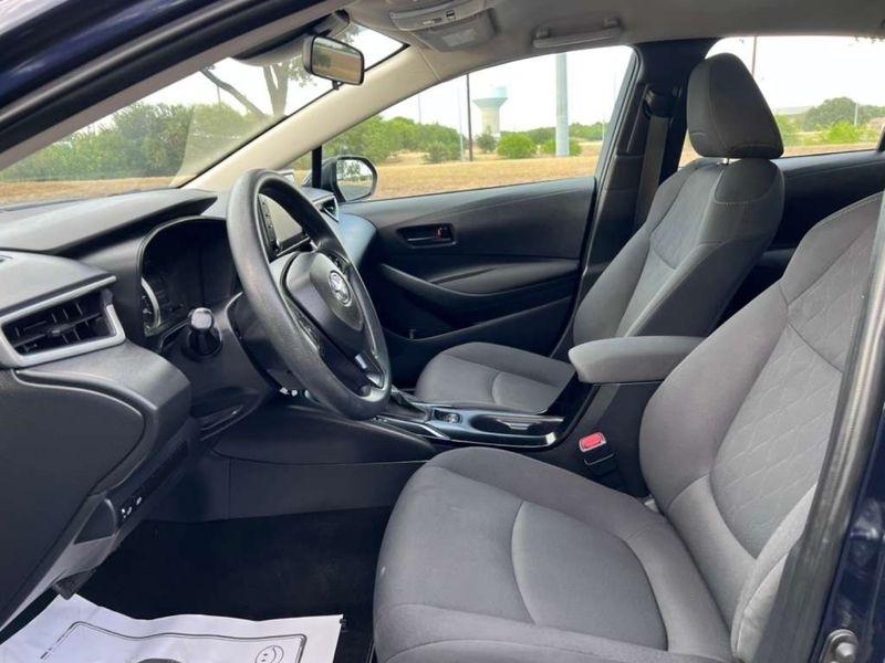 Toyota Corolla LE 2022
