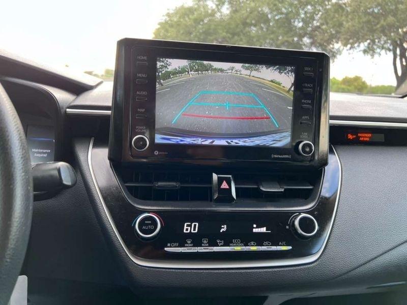 Toyota Corolla LE 2022