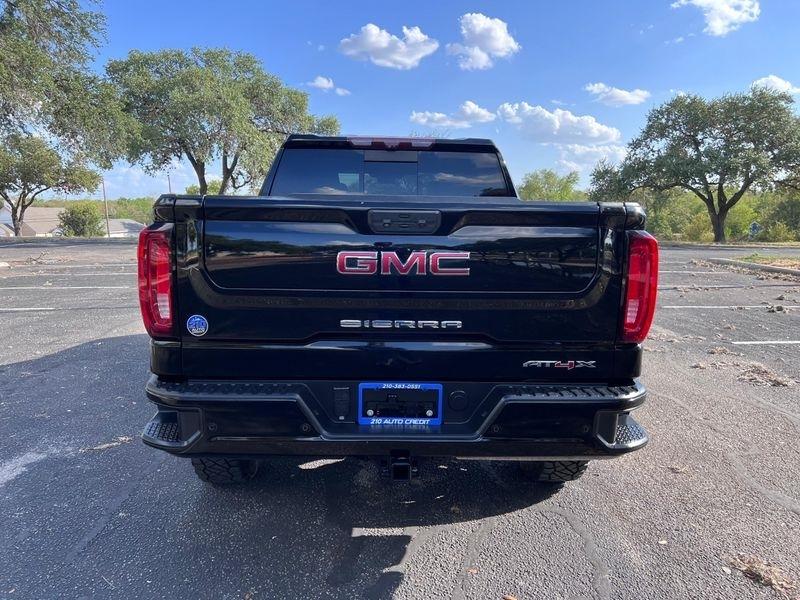 GMC Sierra 1500 AT4X Crew Cab 4WD 2023