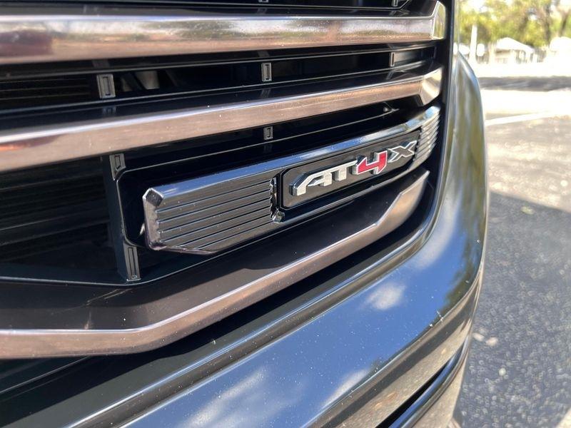 GMC Sierra 1500 AT4X Crew Cab 4WD 2023
