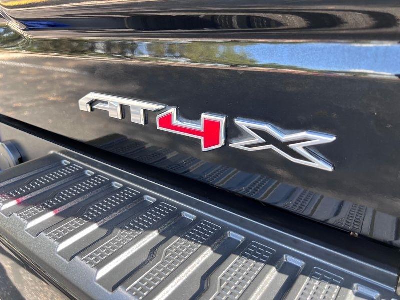 GMC Sierra 1500 AT4X Crew Cab 4WD 2023