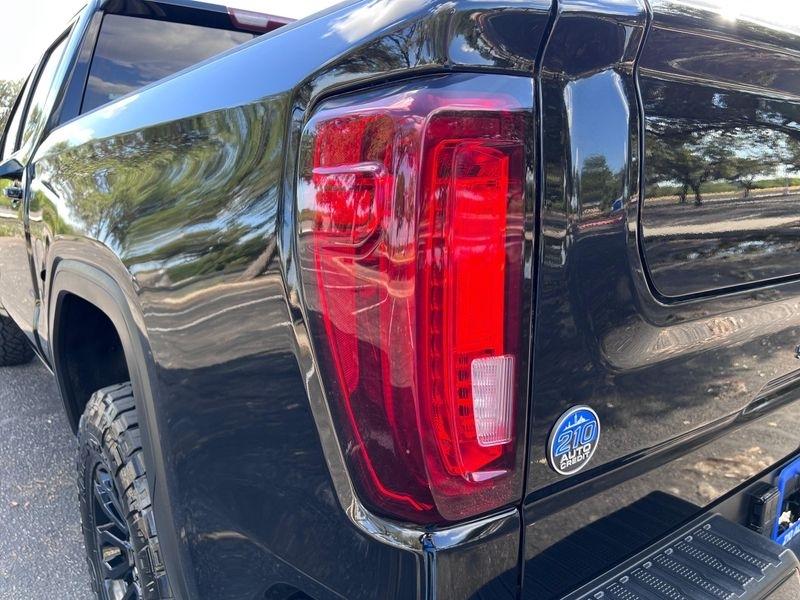 GMC Sierra 1500 AT4X Crew Cab 4WD 2023